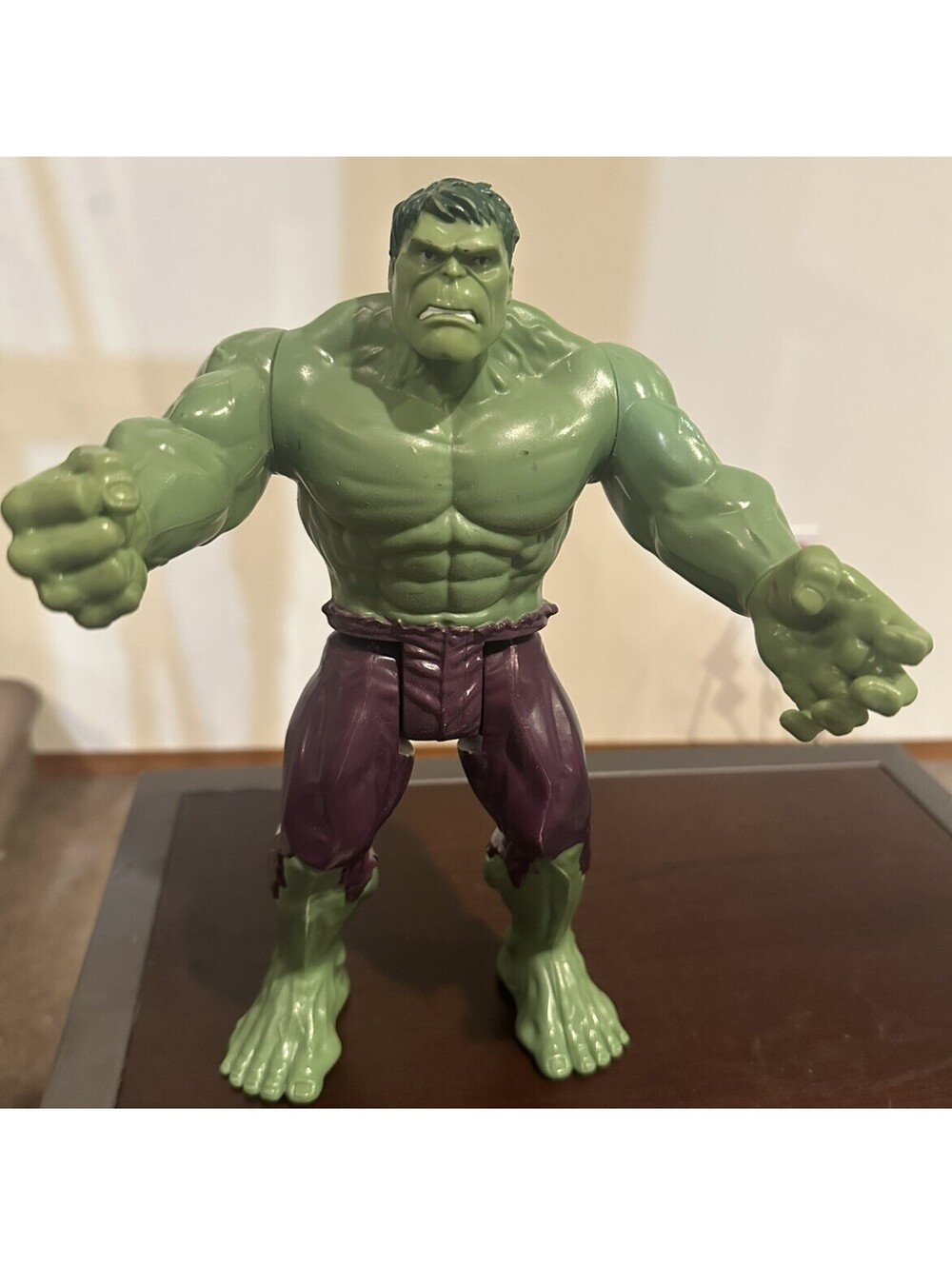 Marvel Incredible Hulk Marvel 2013 Hasbro SA 12" Tall